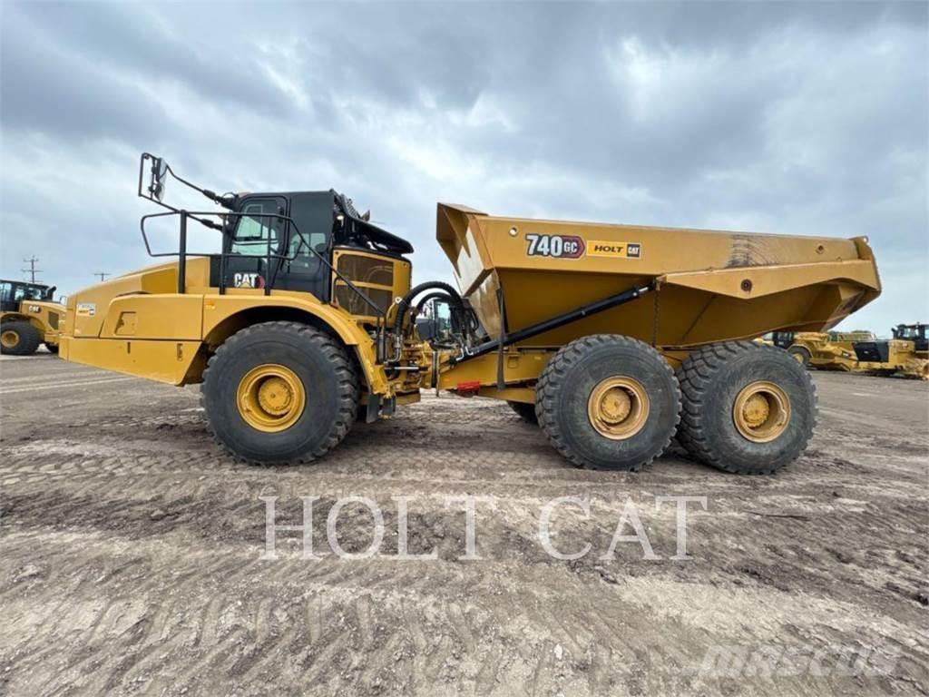 CAT 740GC Incarcator pe pneuri