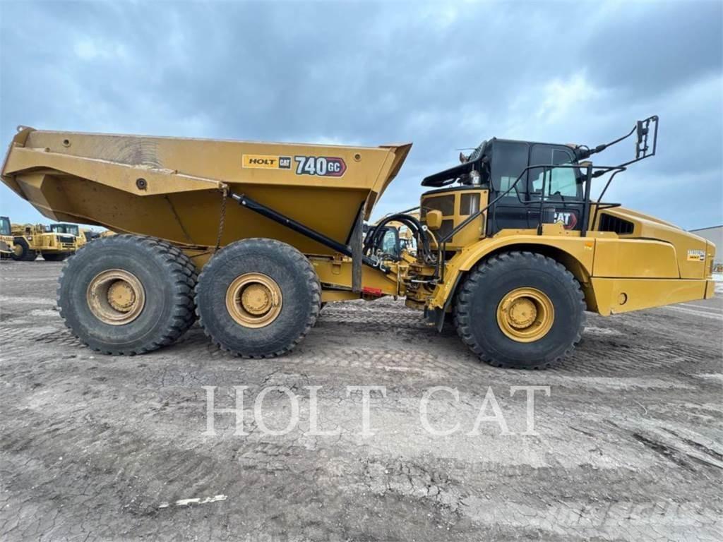 CAT 740GC Incarcator pe pneuri