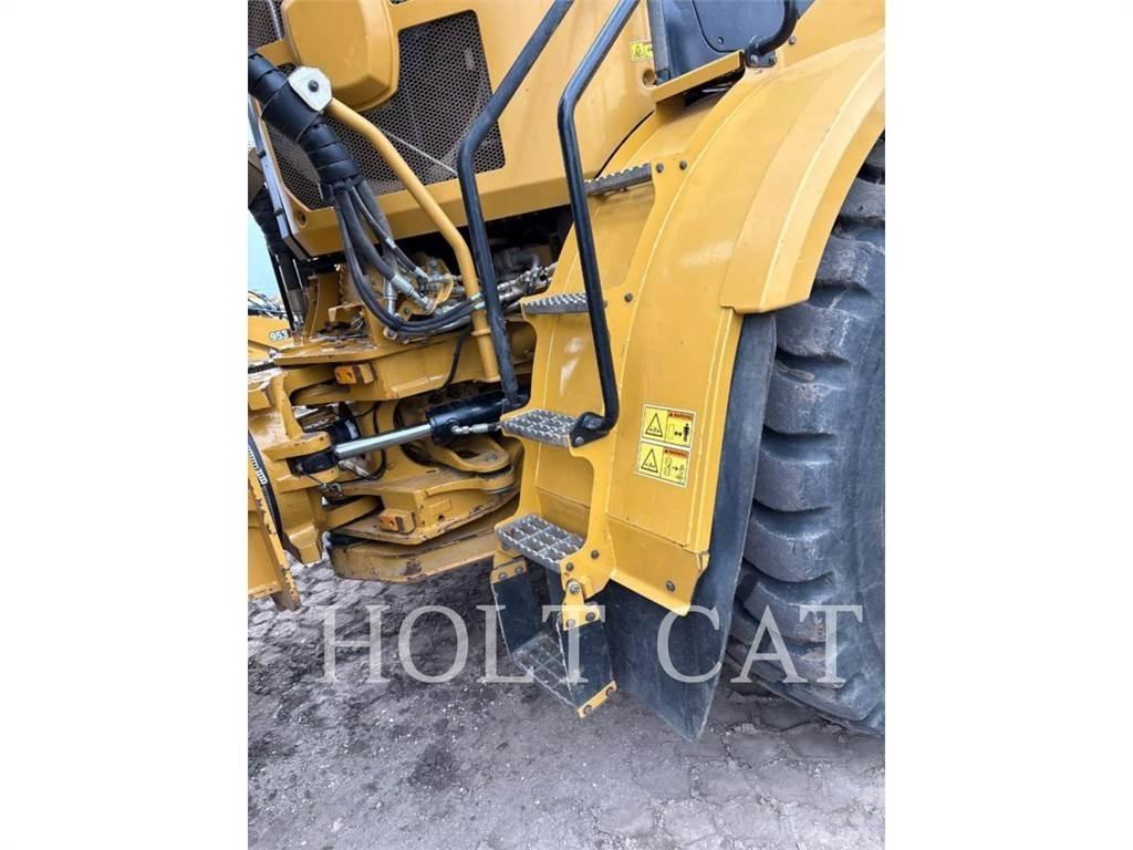 CAT 740GC Incarcator pe pneuri