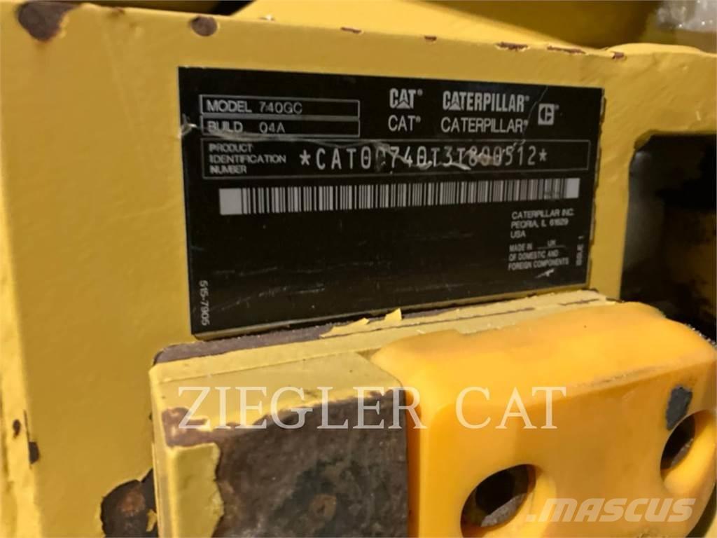CAT 740GC Transportoare articulate