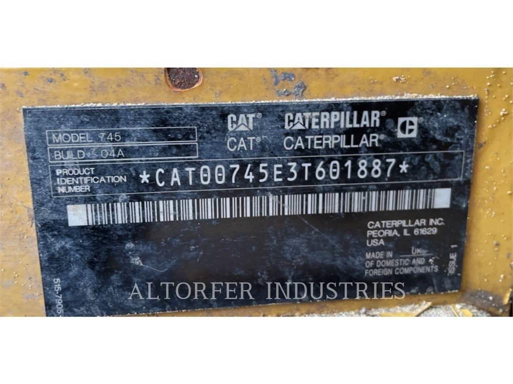 CAT 745 Transportoare articulate