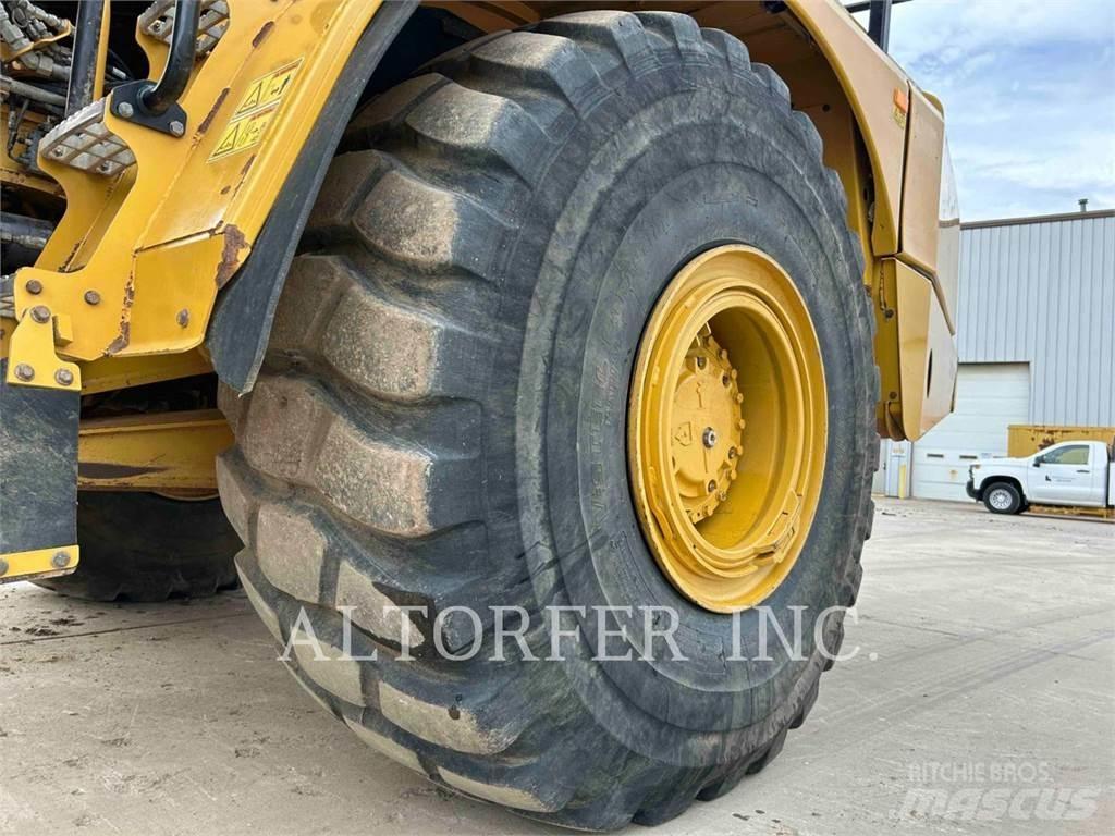 CAT 745 Transportoare articulate