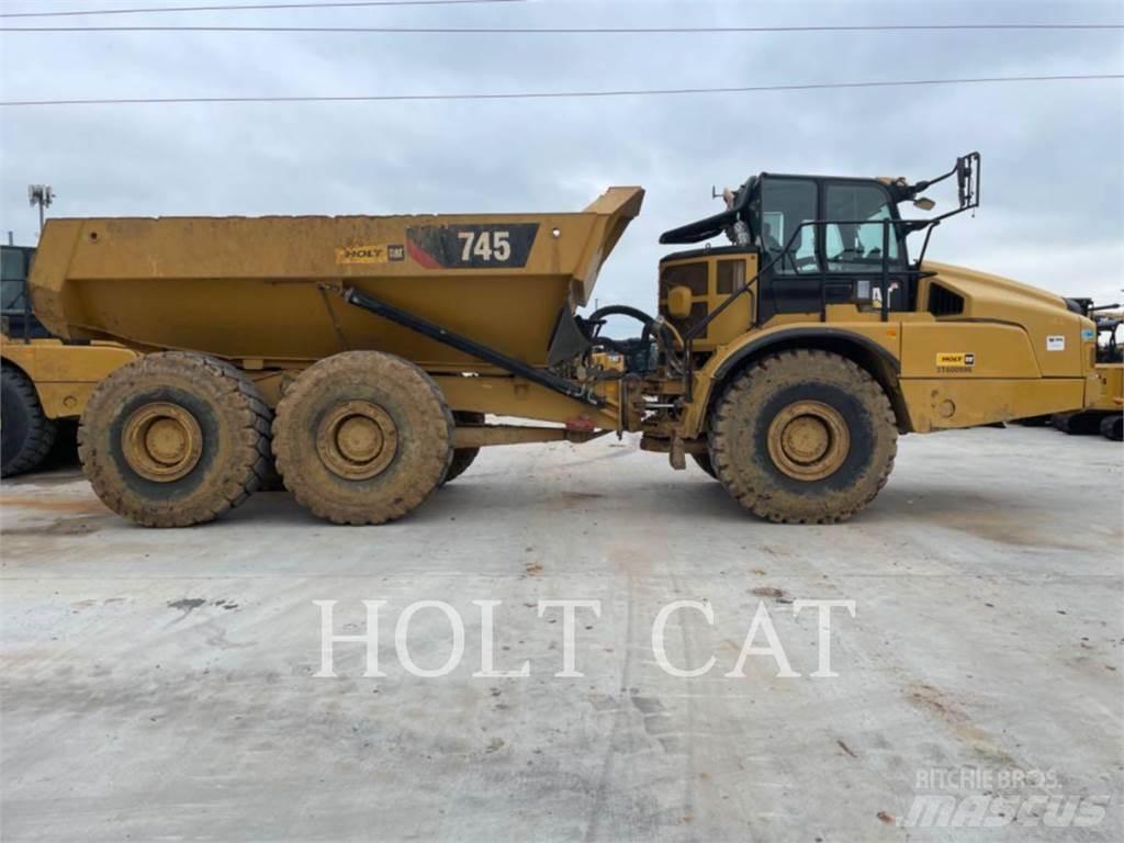 CAT 745 Transportoare articulate