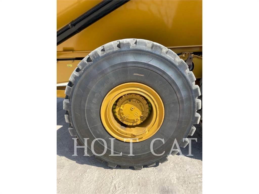 CAT 745 Transportoare articulate
