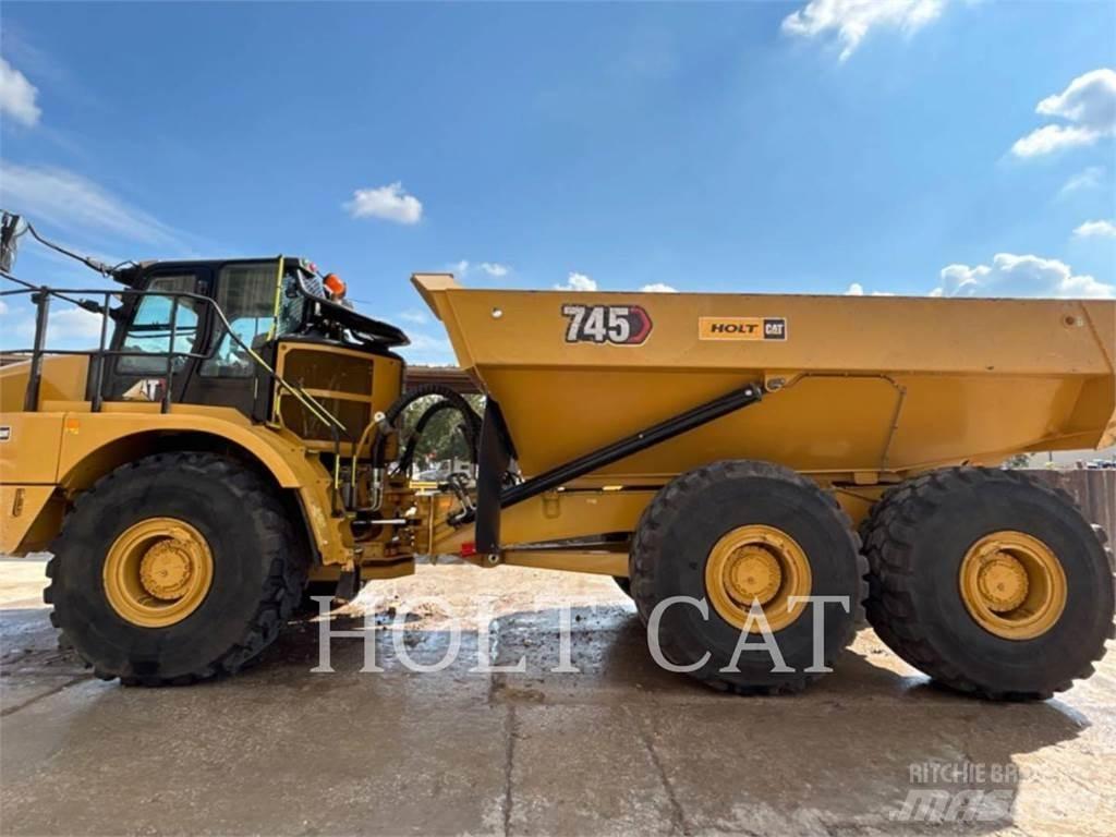 CAT 745 Transportoare articulate
