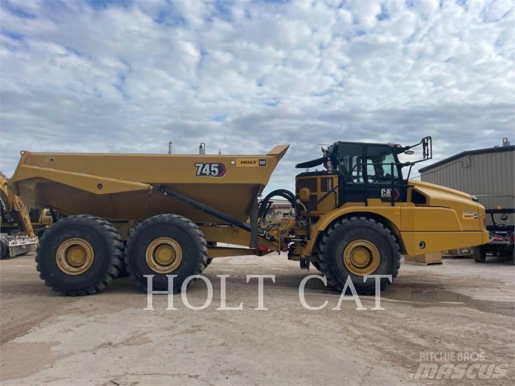 CAT 745 Transportoare articulate