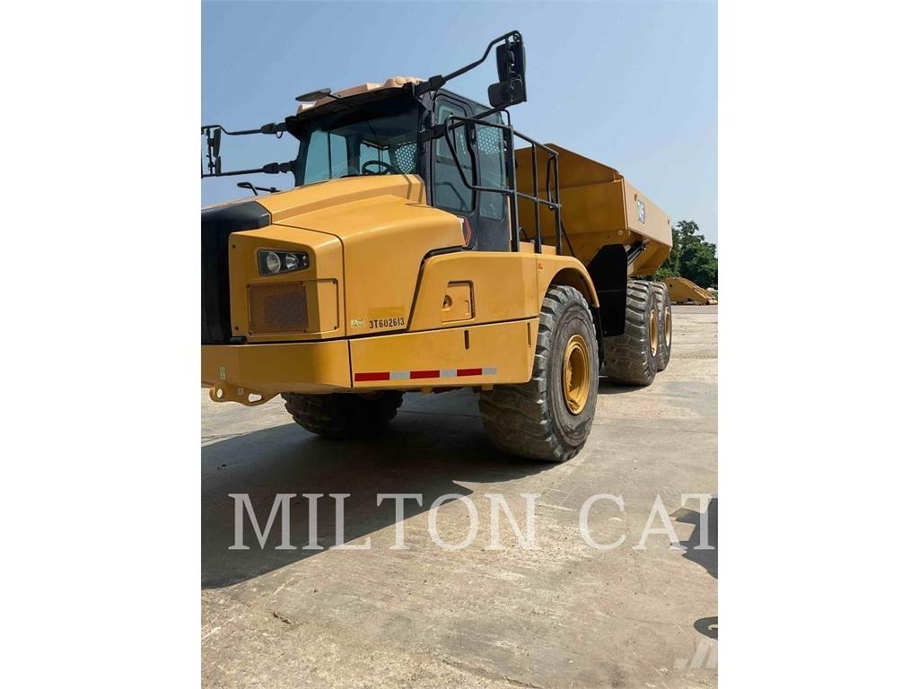CAT 745 Transportoare articulate