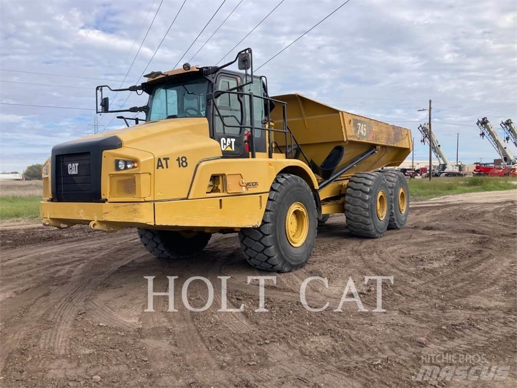 CAT 745 Transportoare articulate