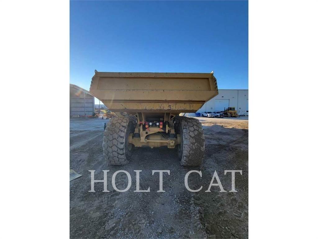 CAT 745 Transportoare articulate