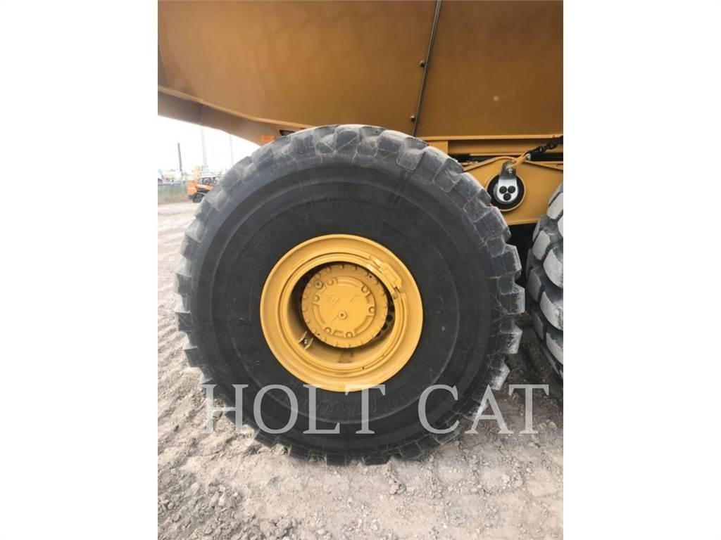 CAT 745 Transportoare articulate