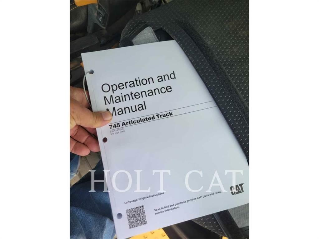 CAT 745 Transportoare articulate