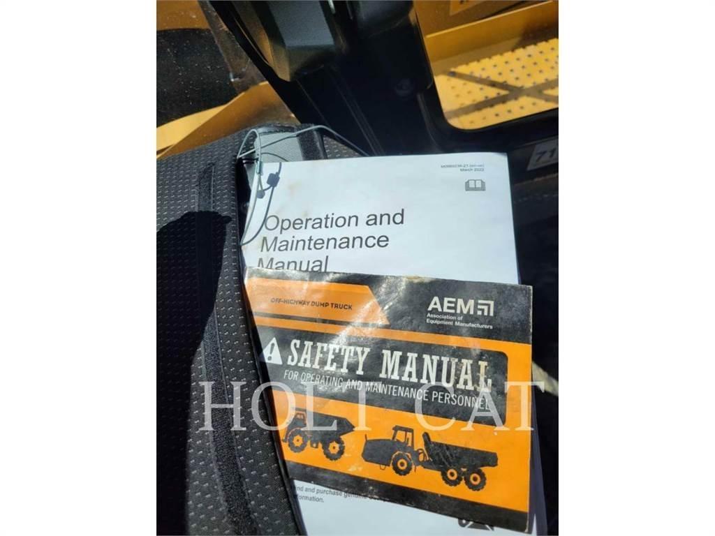 CAT 745 Transportoare articulate