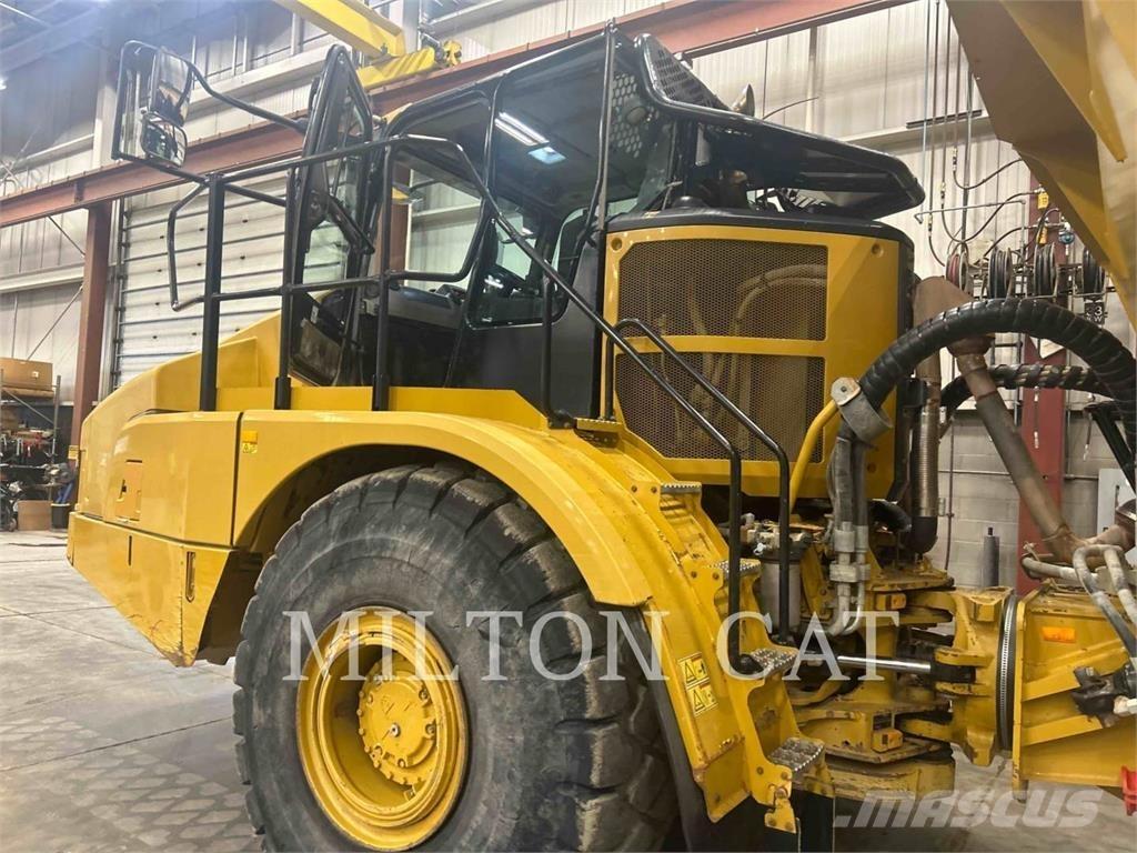 CAT 745 Transportoare articulate