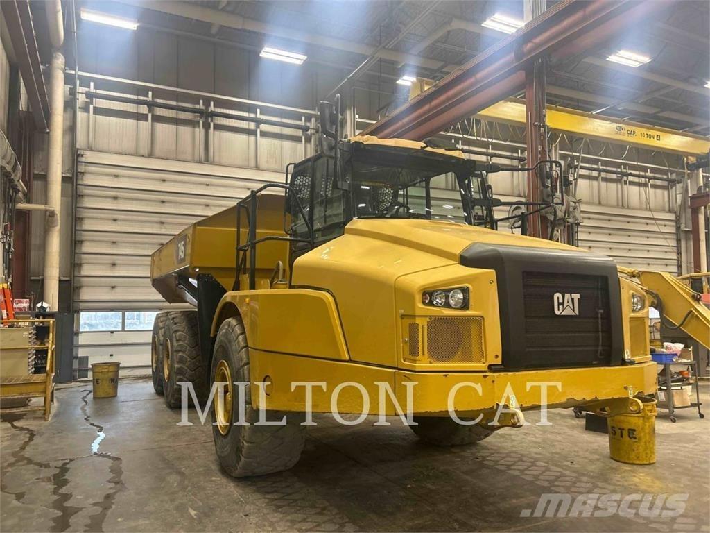 CAT 745 Transportoare articulate