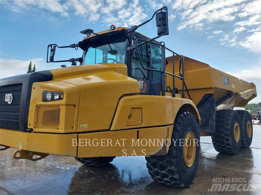 CAT 745 Transportoare articulate