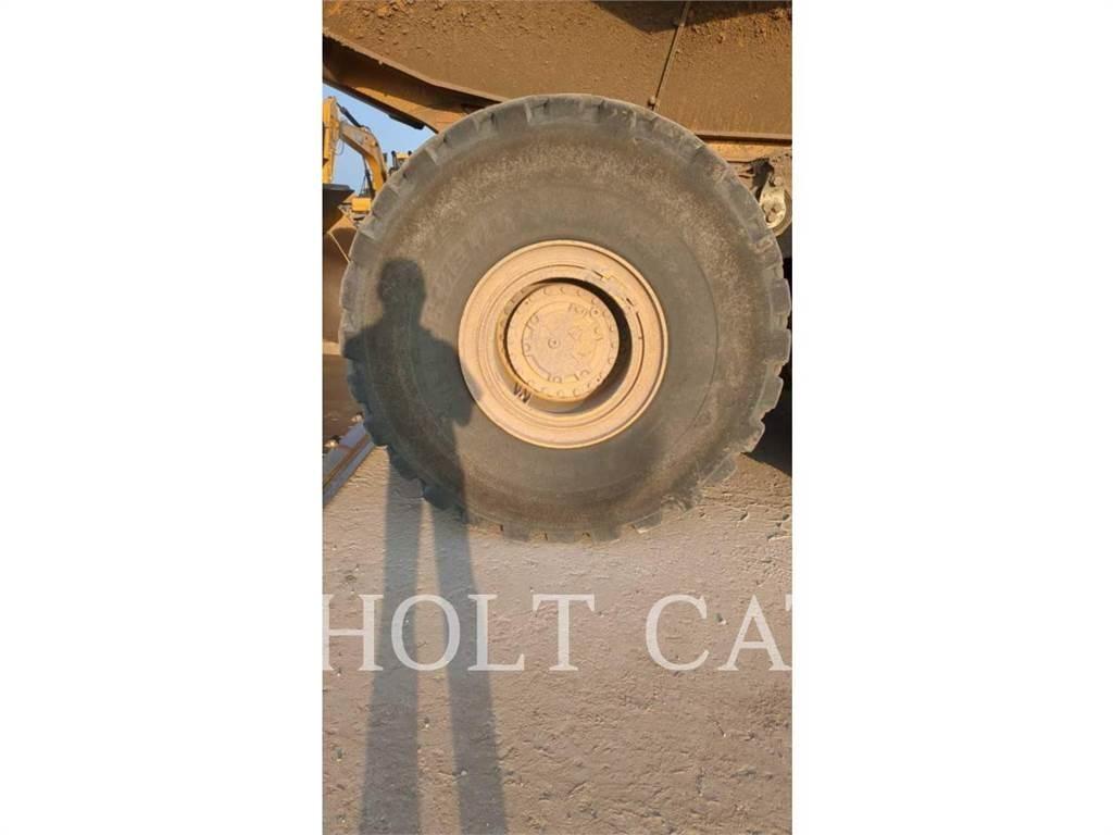 CAT 745 Transportoare articulate
