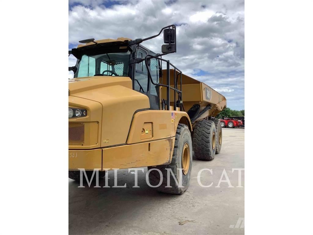 CAT 745 Transportoare articulate