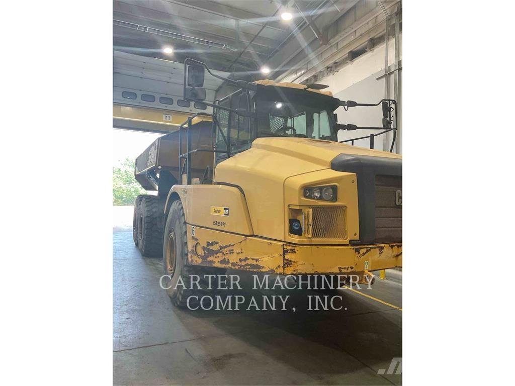 CAT 745 Transportoare articulate