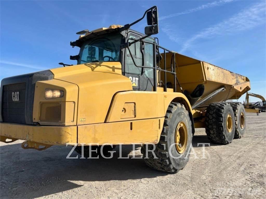 CAT 745 Transportoare articulate