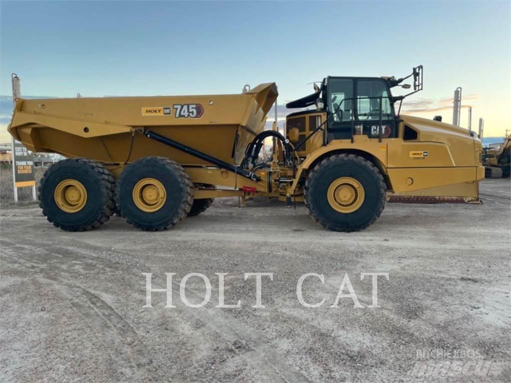 CAT 745 Transportoare articulate