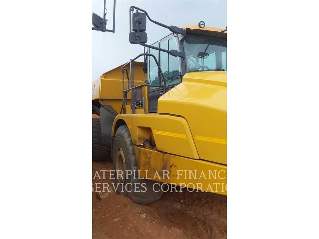 CAT 745 Transportoare articulate