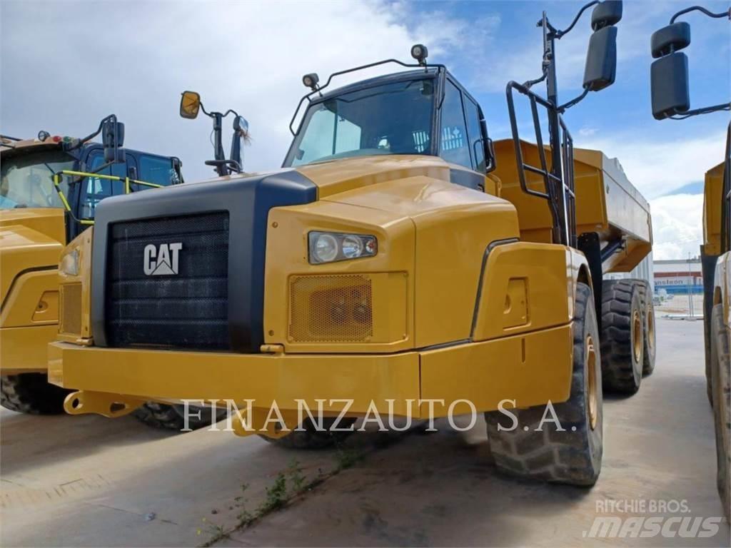 CAT 745 Transportoare articulate