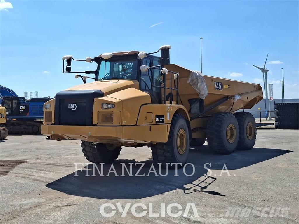 CAT 745 Transportoare articulate