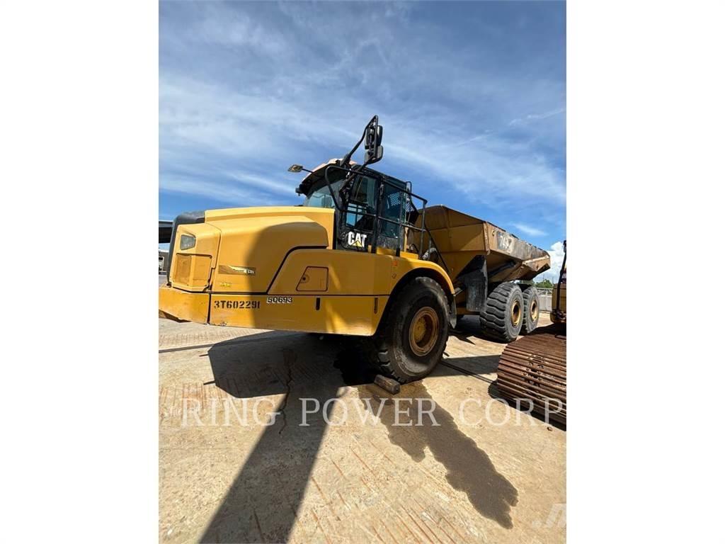 CAT 745 Transportoare articulate