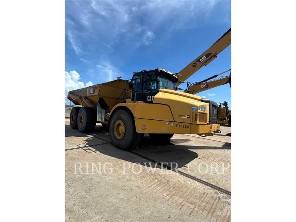 CAT 745 Transportoare articulate
