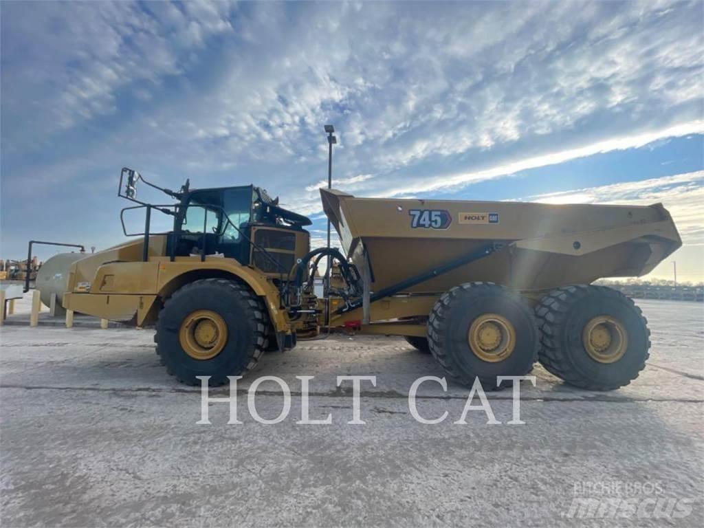 CAT 745 Transportoare articulate