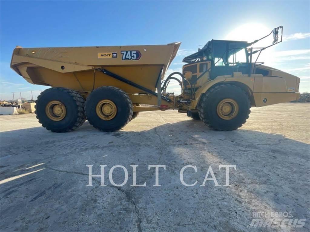 CAT 745 Transportoare articulate