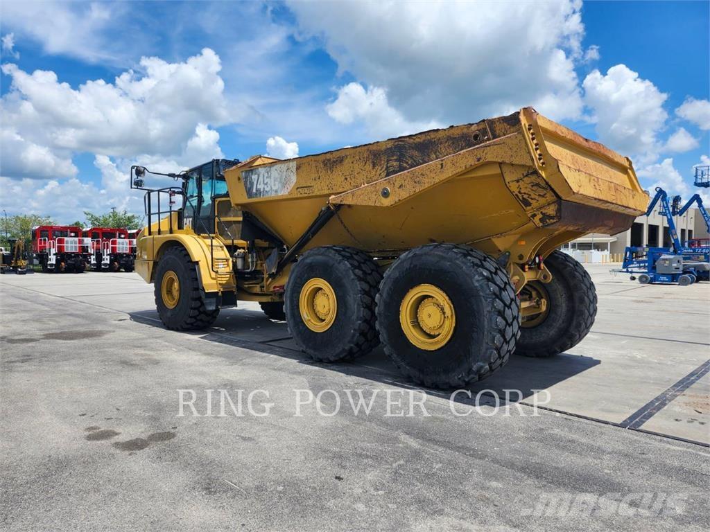 CAT 745 Transportoare articulate