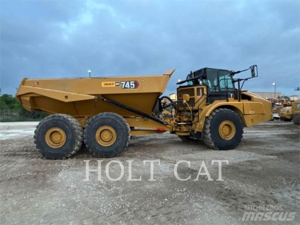 CAT 745 Transportoare articulate