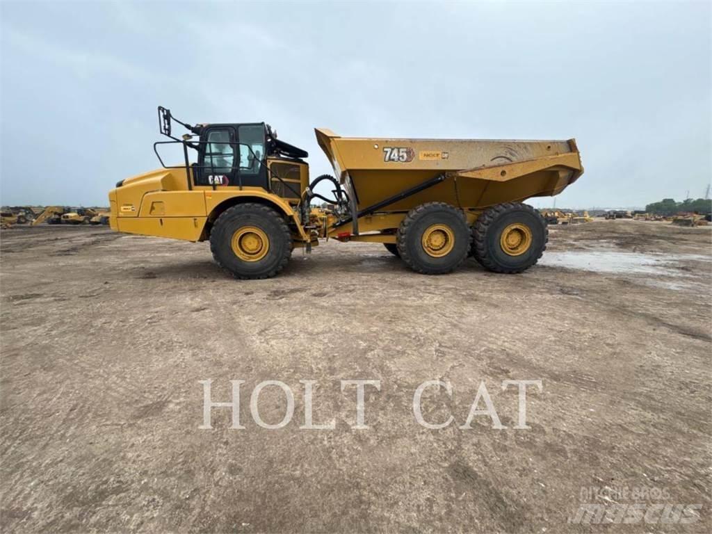CAT 745 Transportoare articulate
