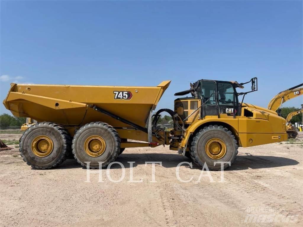 CAT 745 Transportoare articulate
