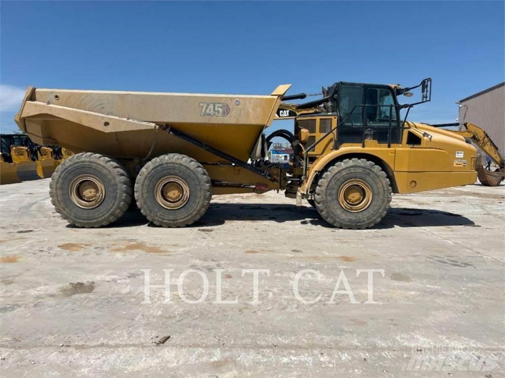 CAT 745 Transportoare articulate