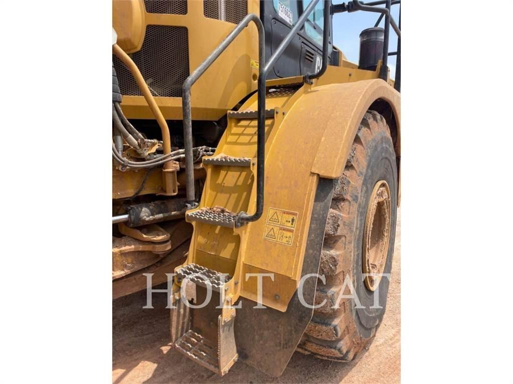 CAT 745 Transportoare articulate
