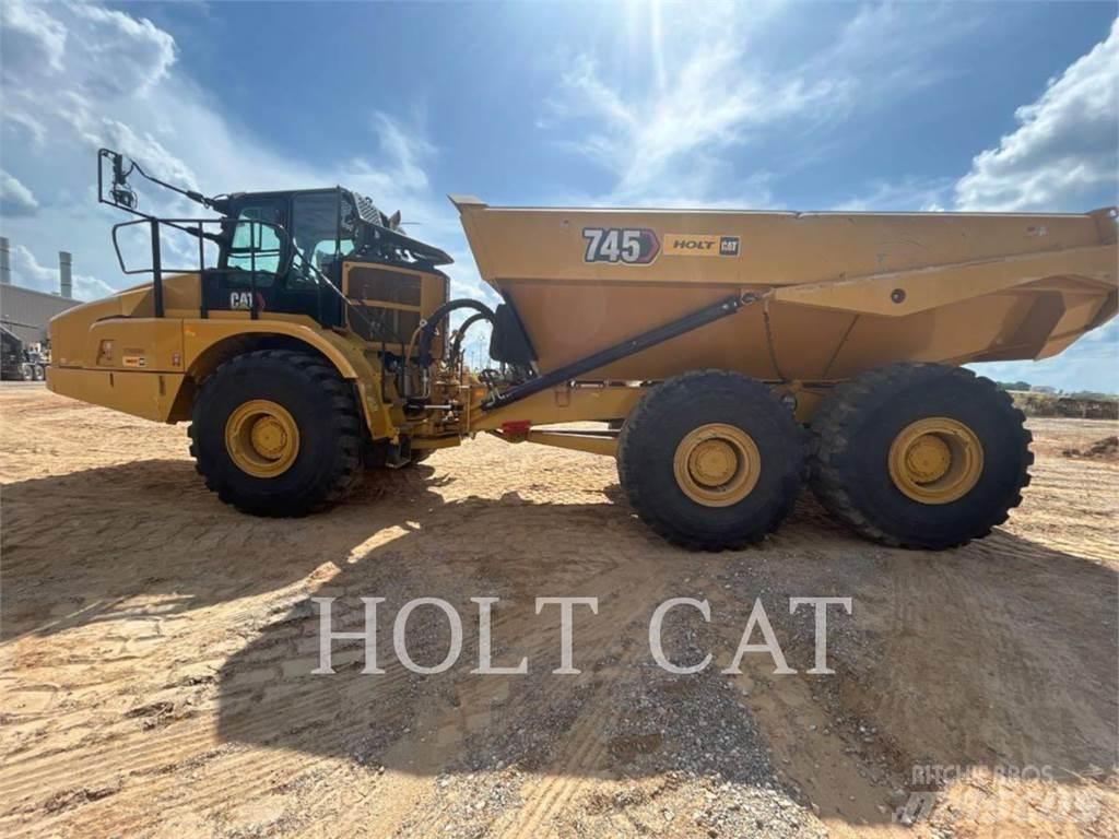 CAT 745 Transportoare articulate