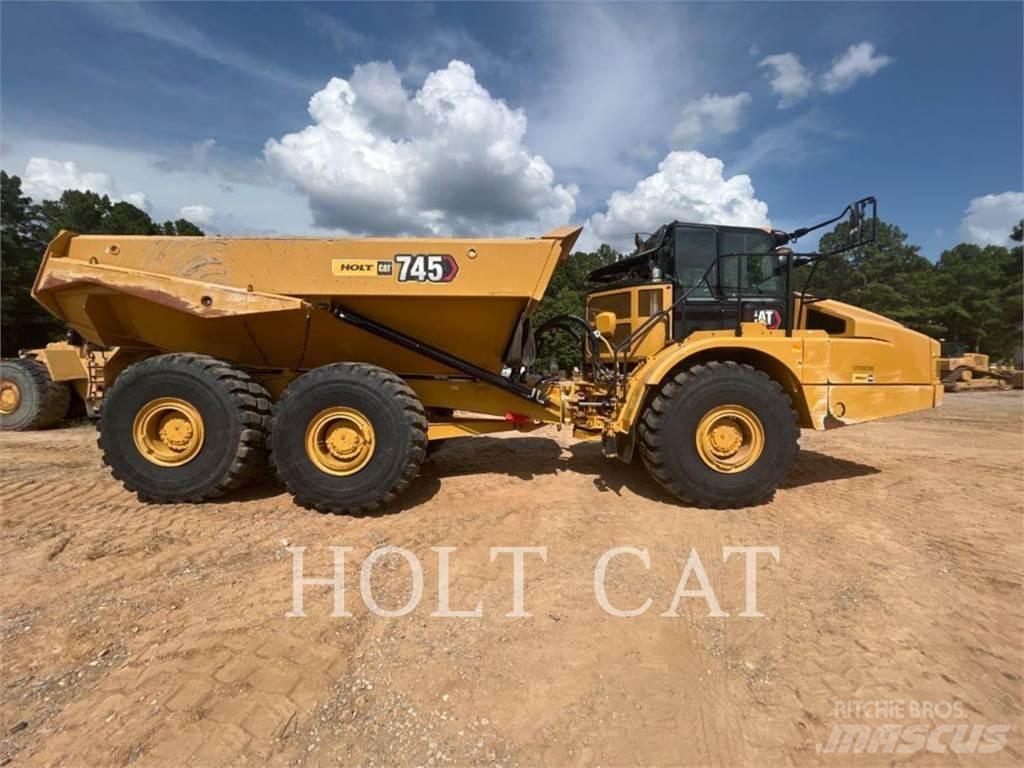 CAT 745 Transportoare articulate