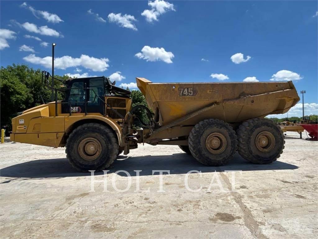 CAT 745 Transportoare articulate
