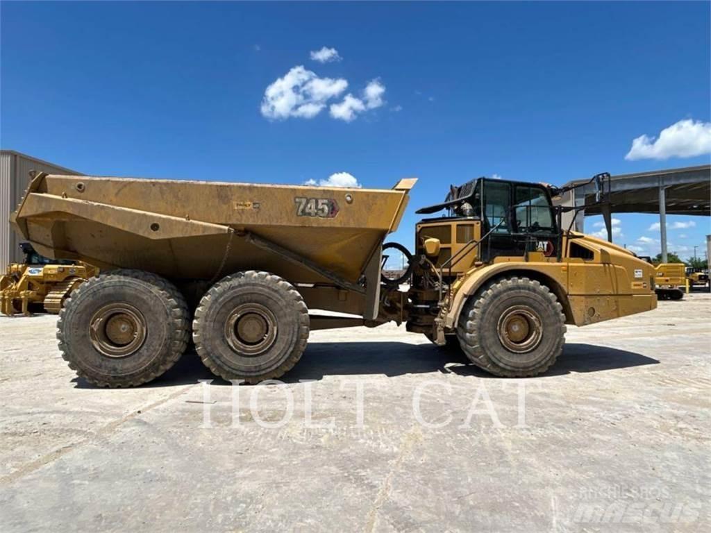 CAT 745 Transportoare articulate
