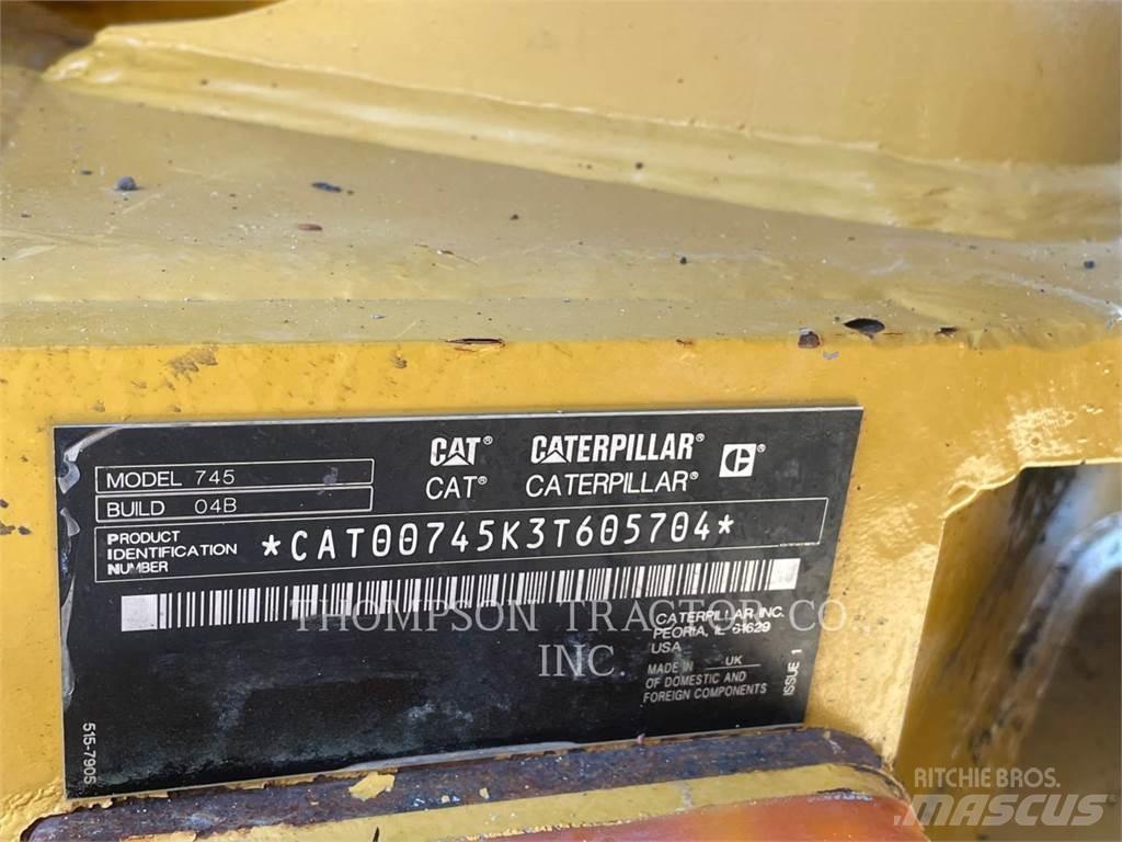 CAT 745 Transportoare articulate