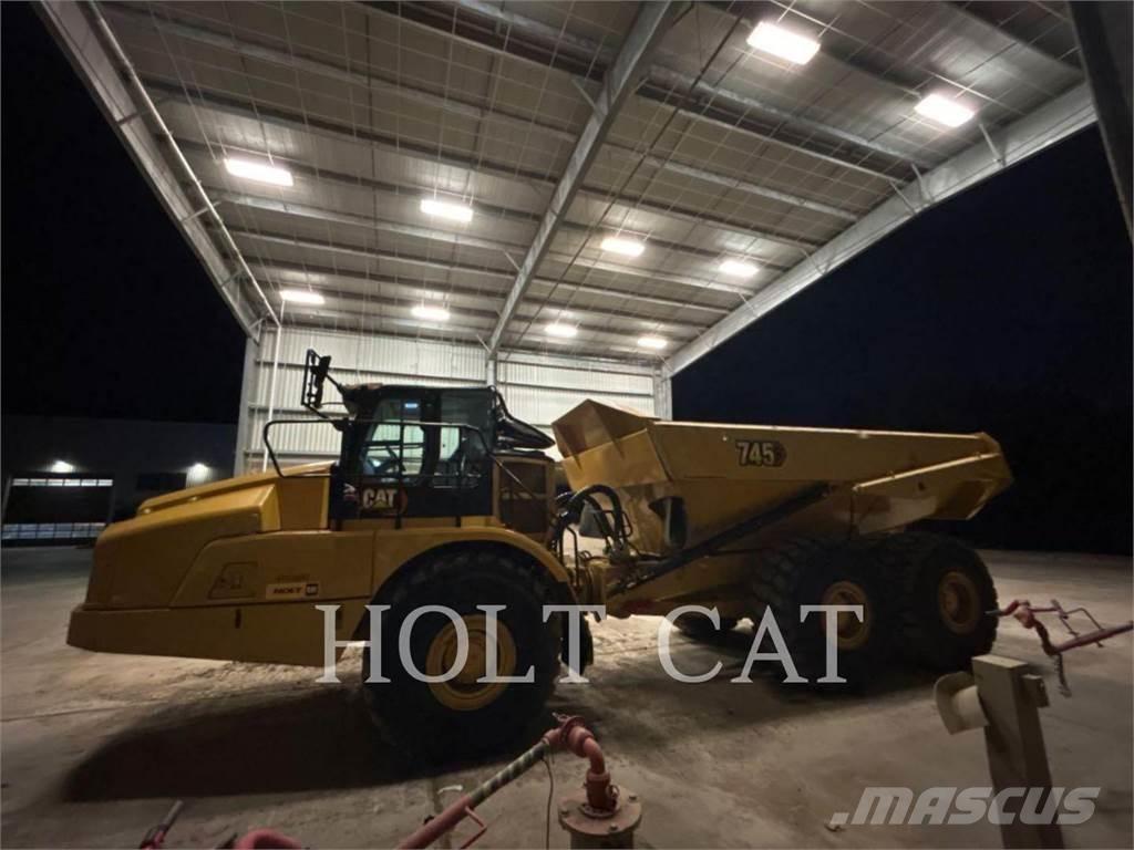 CAT 745 Transportoare articulate