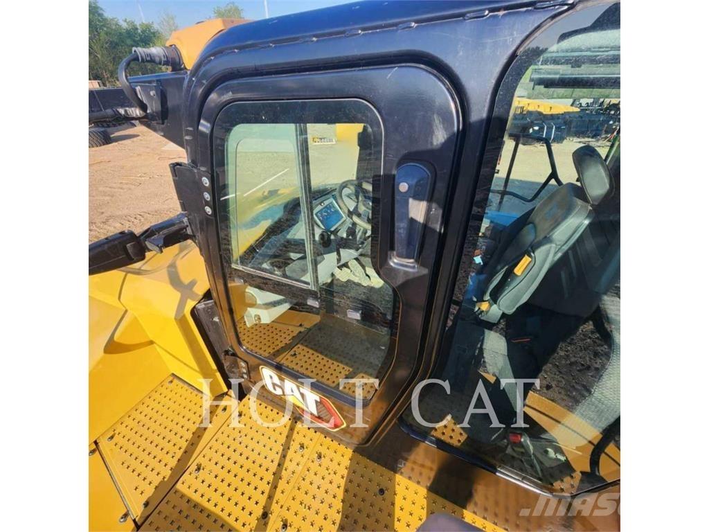 CAT 745 Transportoare articulate