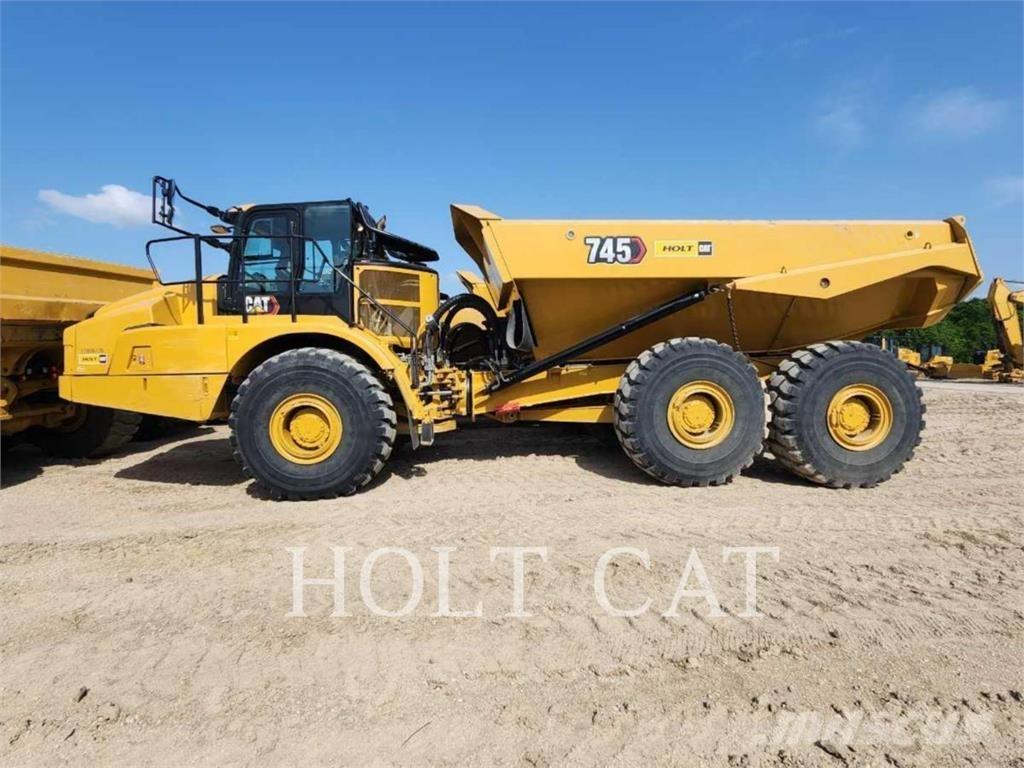 CAT 745 Transportoare articulate
