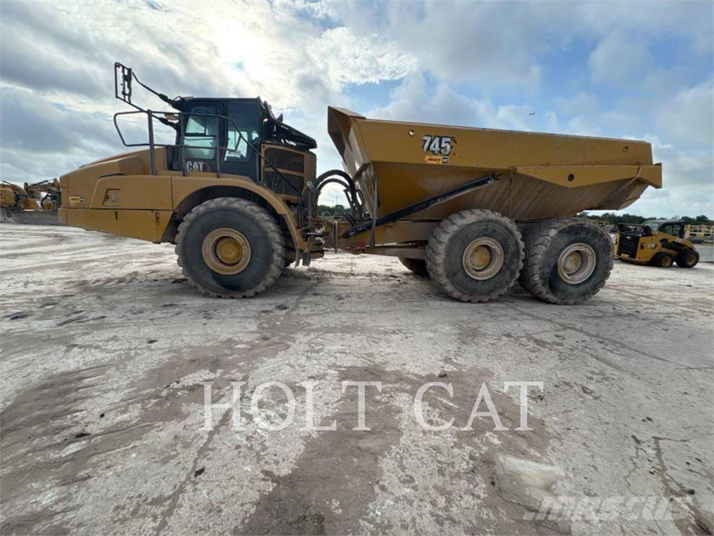 CAT 745 Transportoare articulate