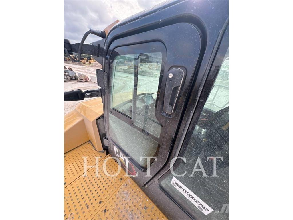 CAT 745 Transportoare articulate