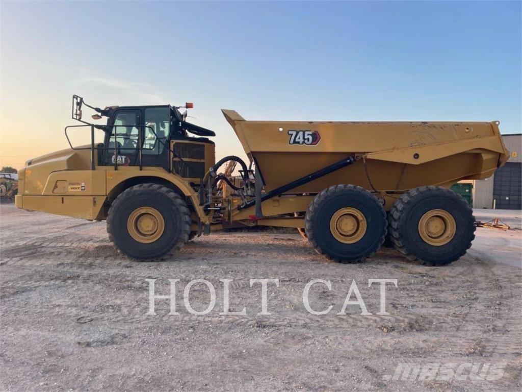 CAT 745 Transportoare articulate