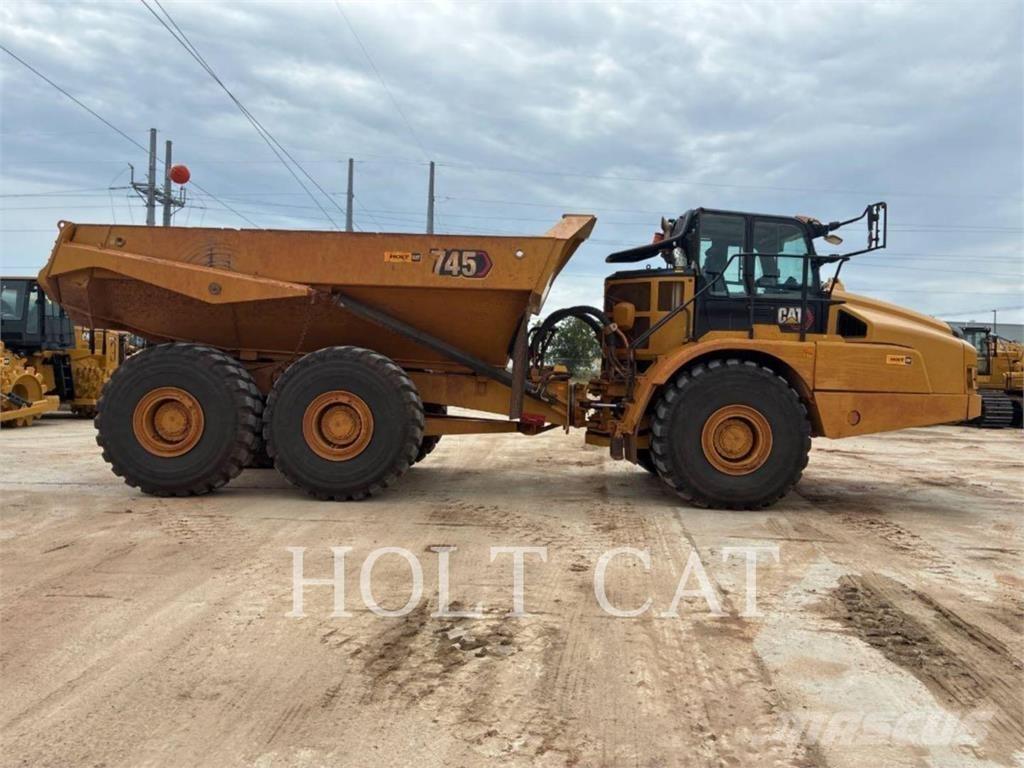 CAT 745 Transportoare articulate