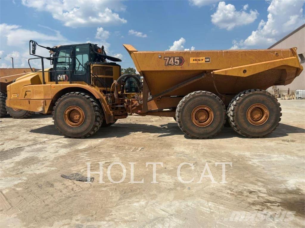 CAT 745 Transportoare articulate